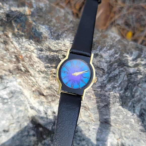 Vintage Watches LBA Titanium Ladies Watch Abstract Dial Japan Quartz Retro - Picture 1 of 10